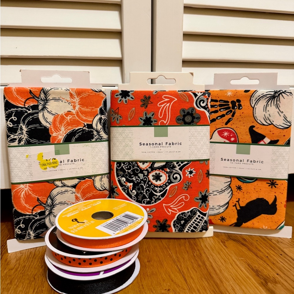 HalloweenFabric and Ribbon Set